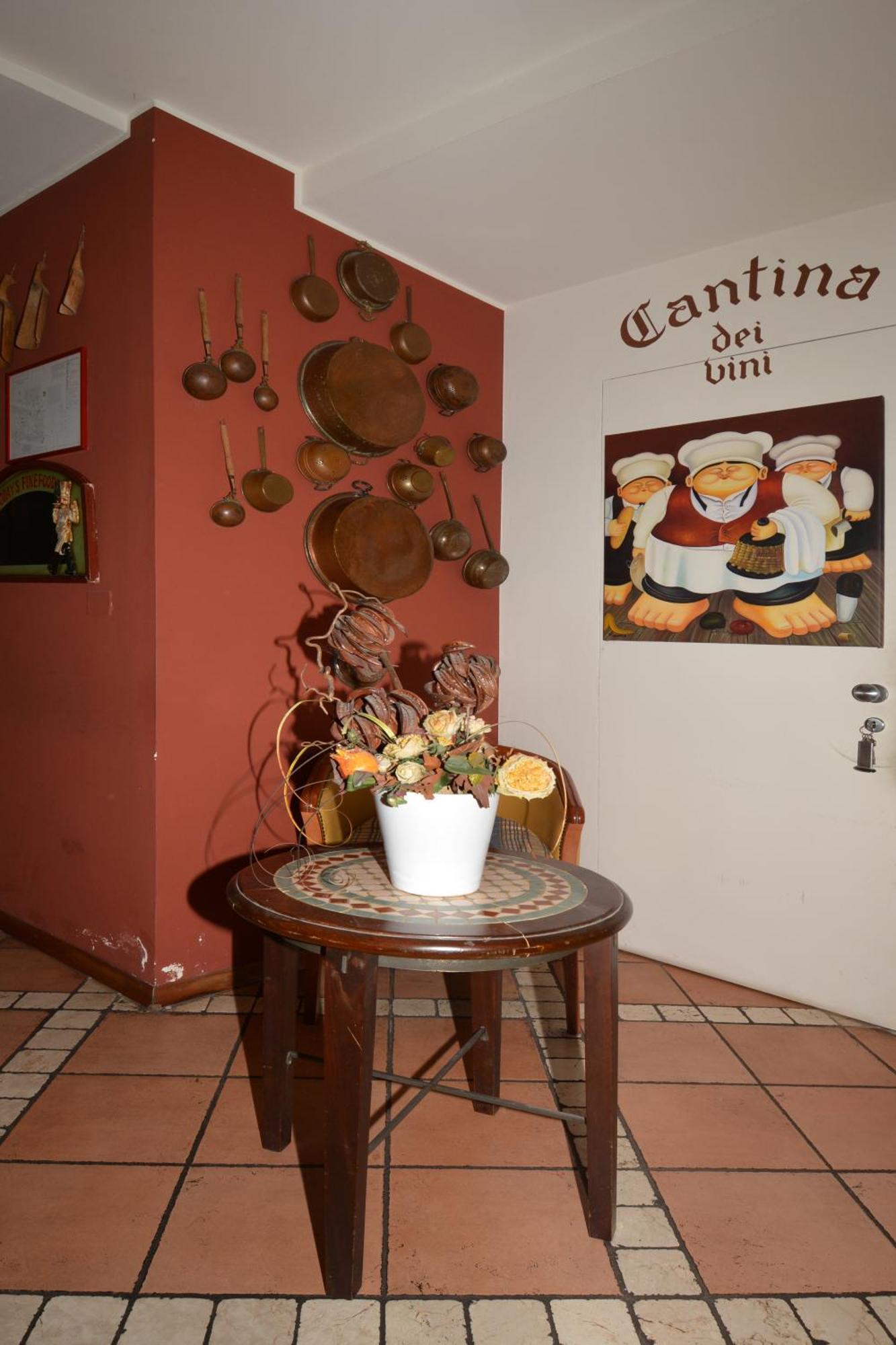 Albergo Cavallucci Sermide Exterior foto