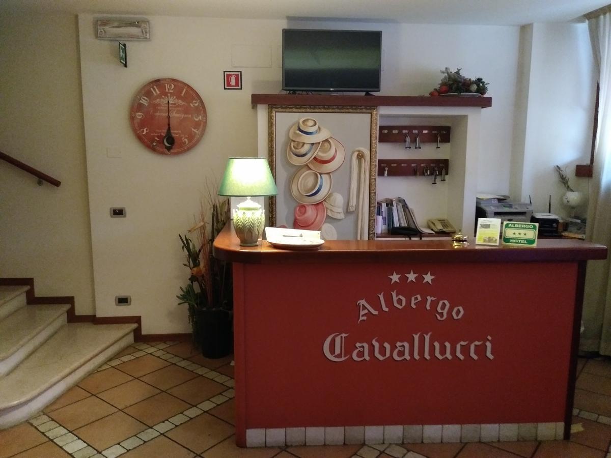 Albergo Cavallucci Sermide Exterior foto